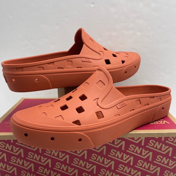 Vans Slip-On Mule Trk
Burnt Ochre
VN0005V8GWP Orange Slip-On Shoes Sneakers - Picture 12 of 16